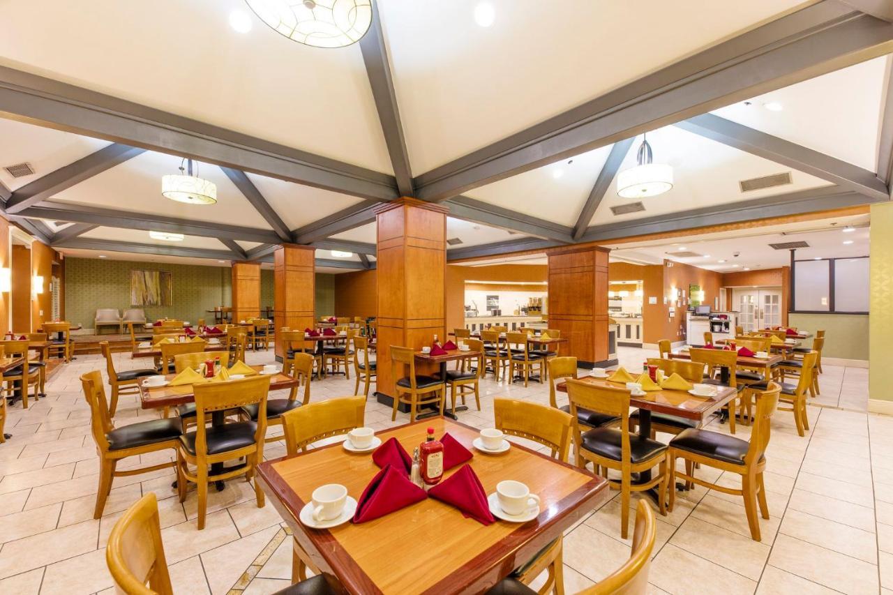 Holiday Inn Austin Midtown By Ihg Exterior photo